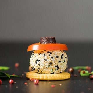 mini-feta-cheese-balls-with-herbs-3
