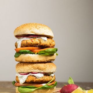 healthy salmon burgers