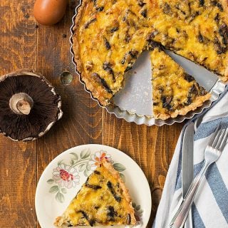 portobello and leek tart | thehungrybites.com