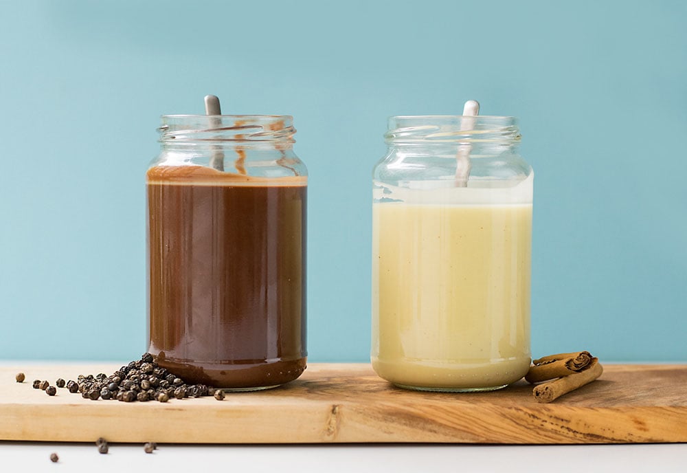 Dark & white chocolate olive oil magic shell