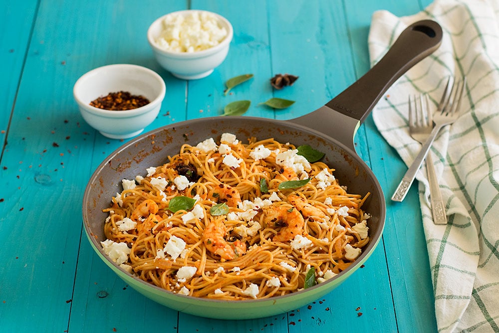 Roasted pepper and ouzo shrimp spaghetti 3