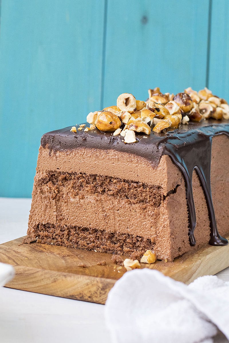 Chocolate & candied hazelnut mousse cake 4
