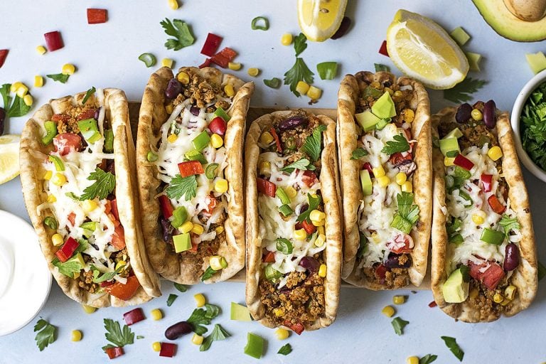 Pitacos Pita bread tacos with minced beef and beans