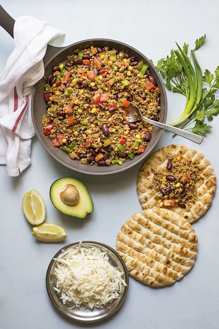 Pitacos Pita bread tacos with minced beef and beans