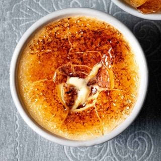 Easy creme brulee thumbnail.