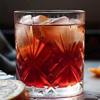 Negroni cocktail thumbnail