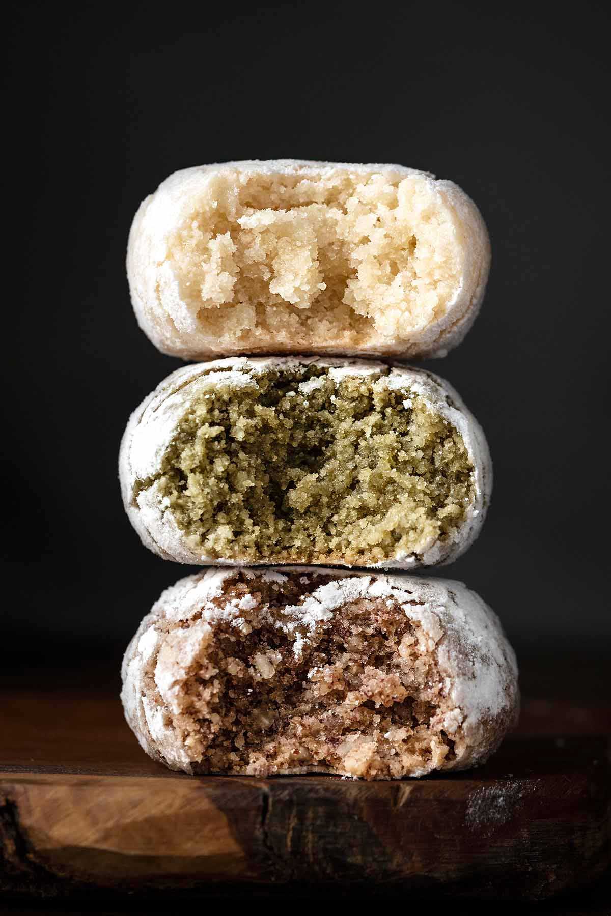Italian almond cookies in 3 flavors: Almond, matcha-lime and hazelnut-coffee.